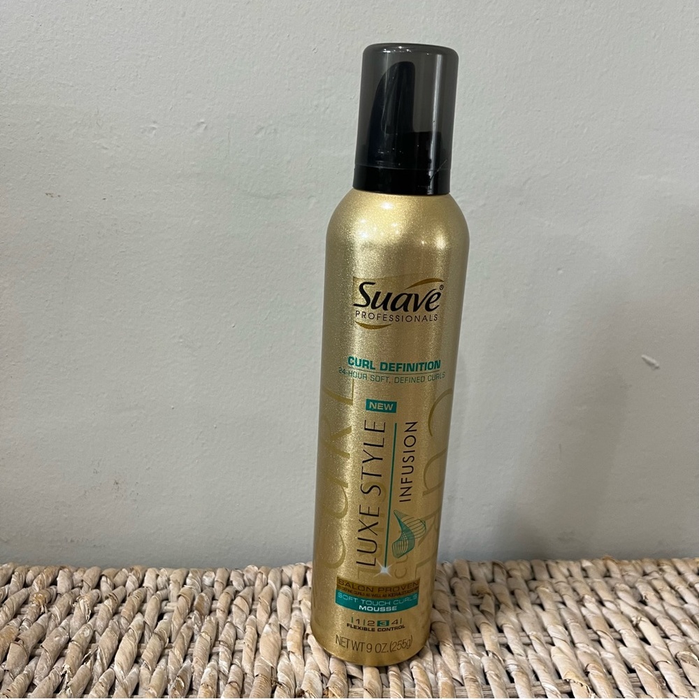 Suave Professionals Curl Definition 24 Hour Curls 3 Luxe Infusion Mousse 9oz.‎